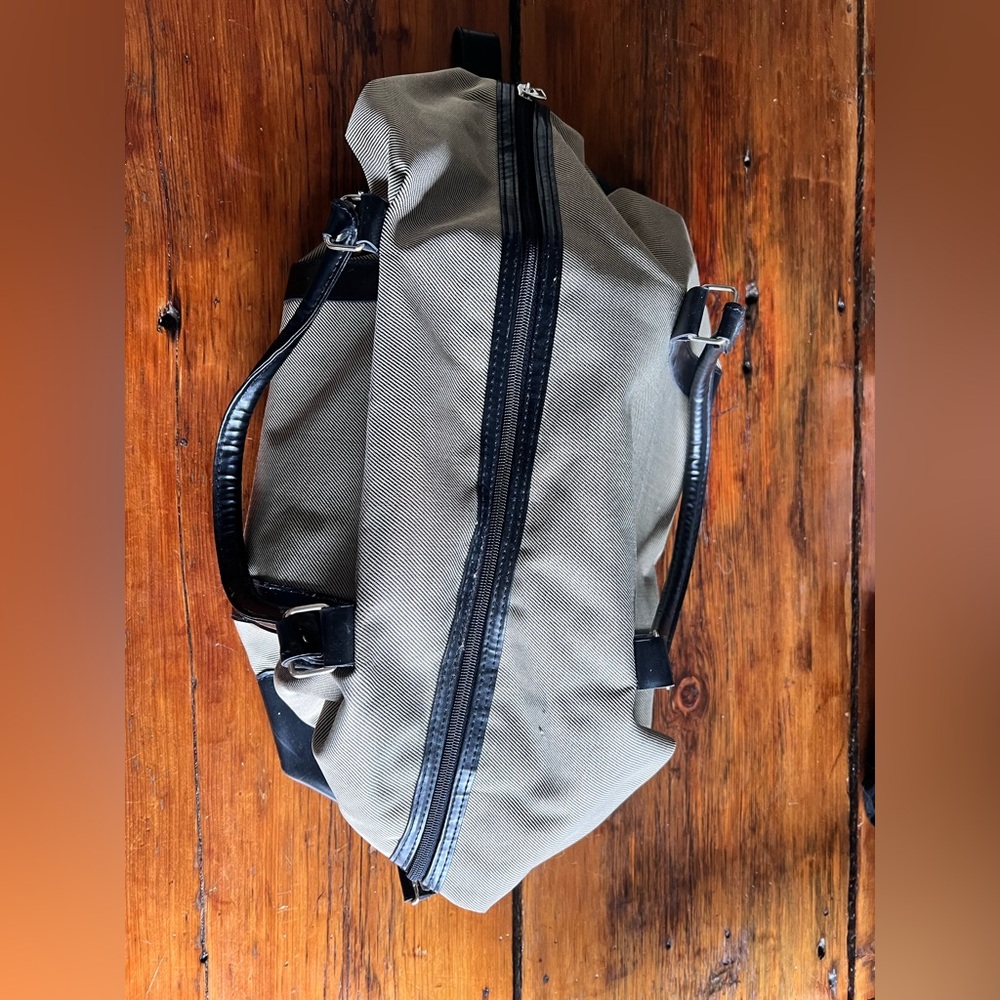 Elegant Black and Tan Men's Duffel Bag